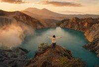 Ijen Crater landscape at sunrise