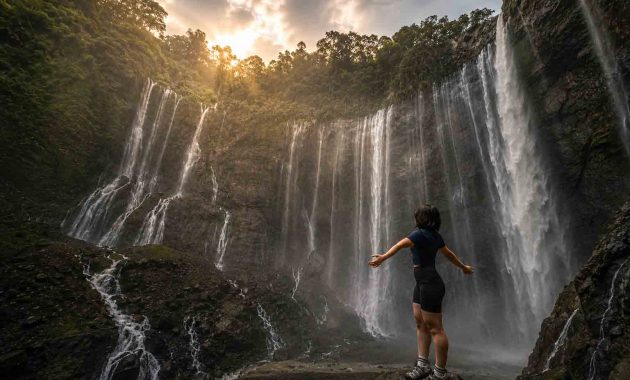 tumpak sewu waterfall