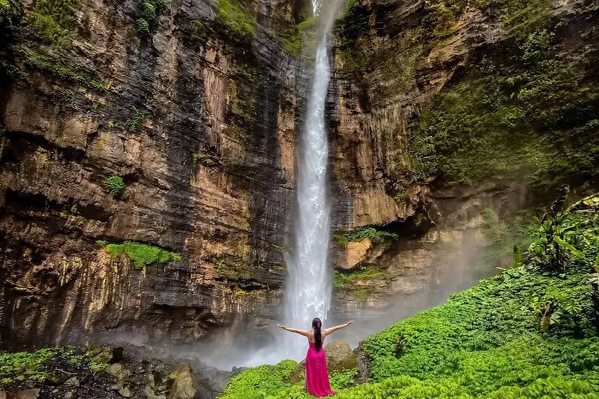 Traveller at Kapas Biru Waterfall